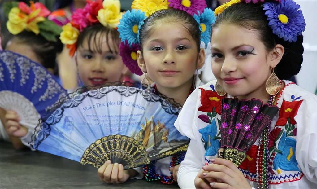 Mexican Children's Day parade raises awareness of children's rights